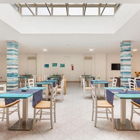Hotel Il Riccio Porto Cesareo Zewnętrze zdjęcie