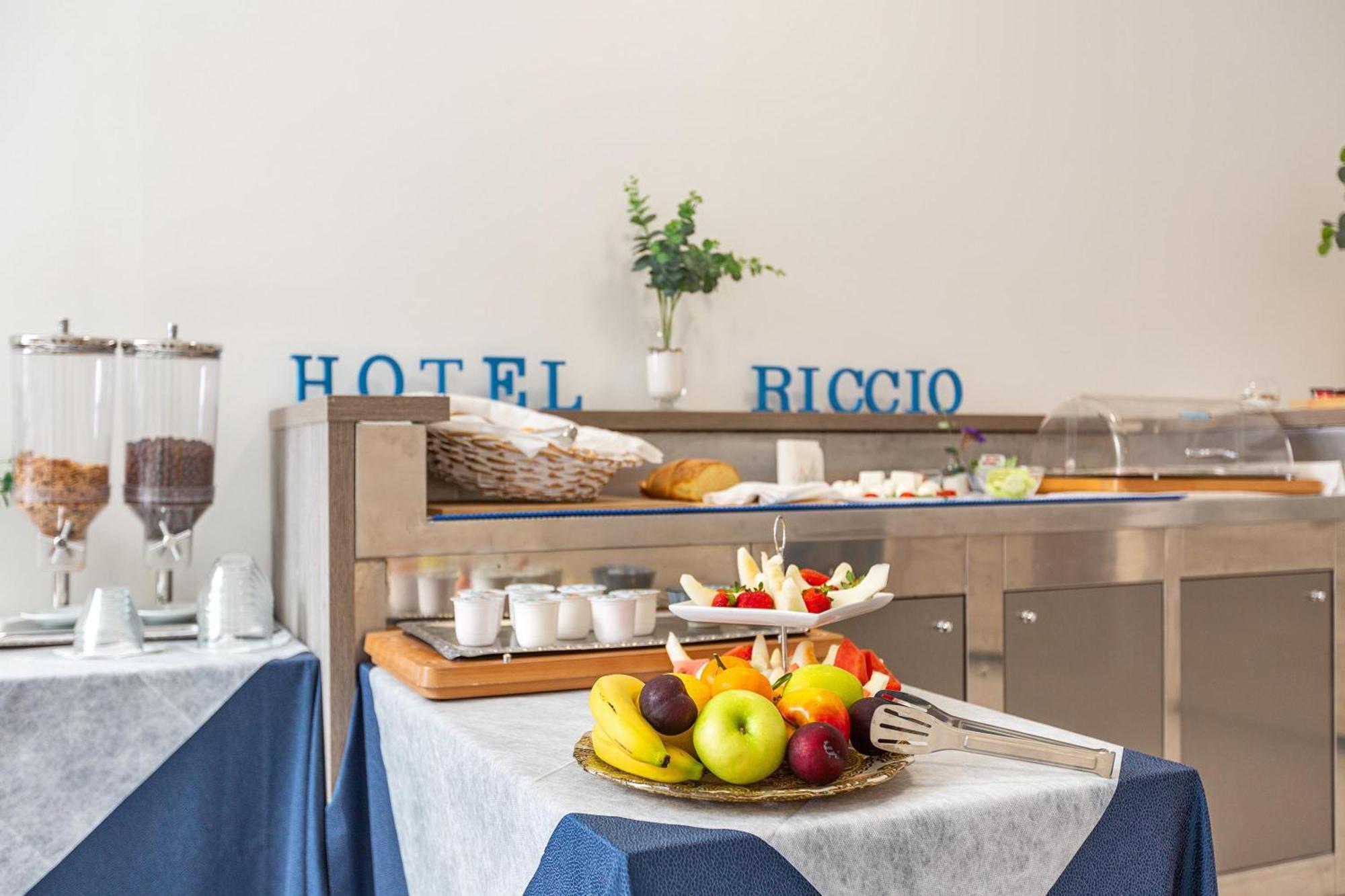 Hotel Il Riccio Porto Cesareo Zewnętrze zdjęcie