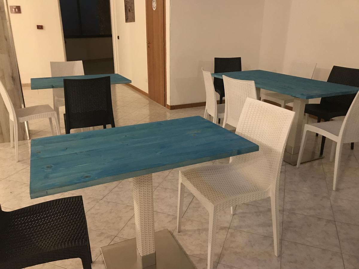 Hotel Il Riccio Porto Cesareo Zewnętrze zdjęcie