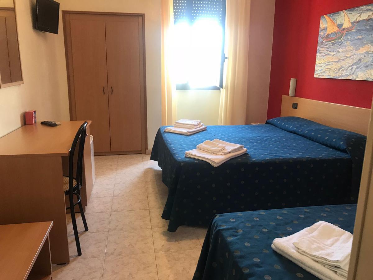 Hotel Il Riccio Porto Cesareo Zewnętrze zdjęcie