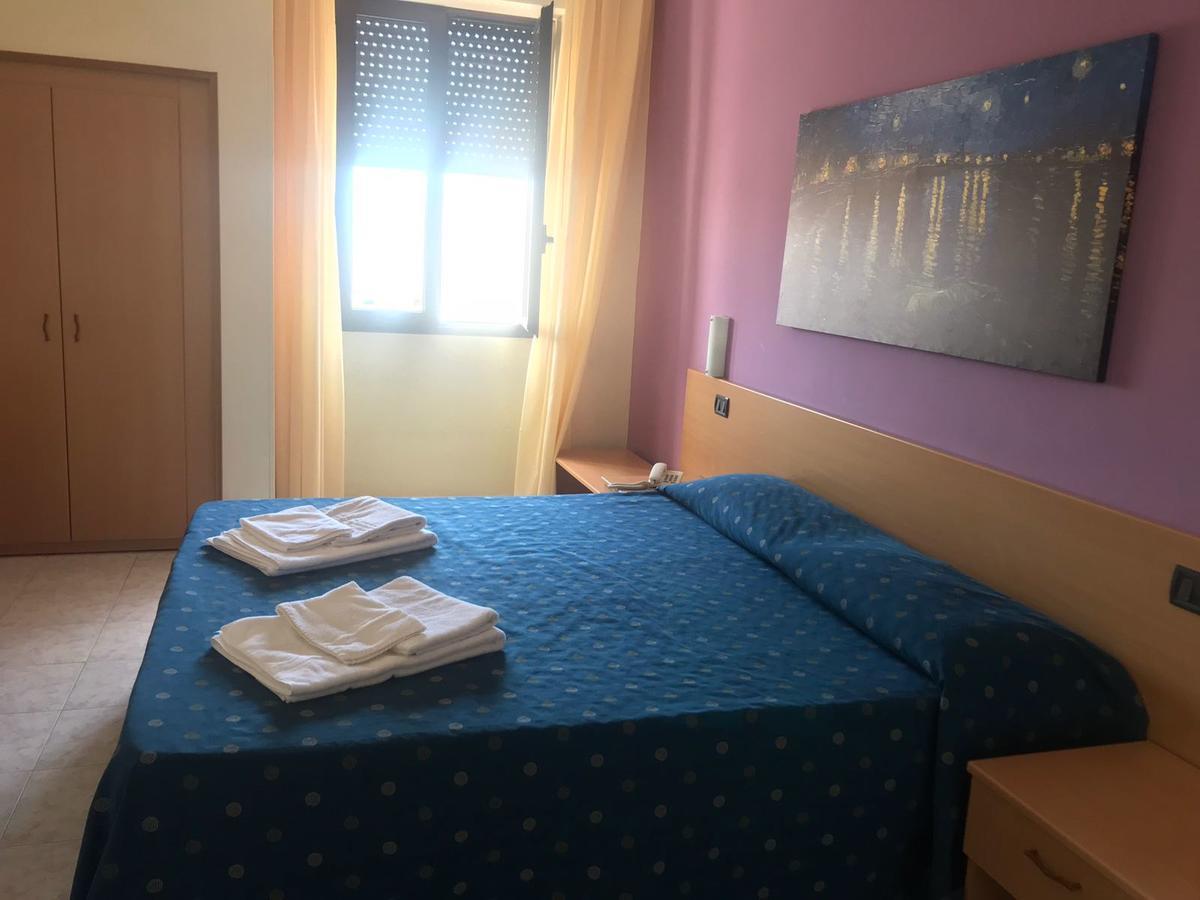 Hotel Il Riccio Porto Cesareo Zewnętrze zdjęcie
