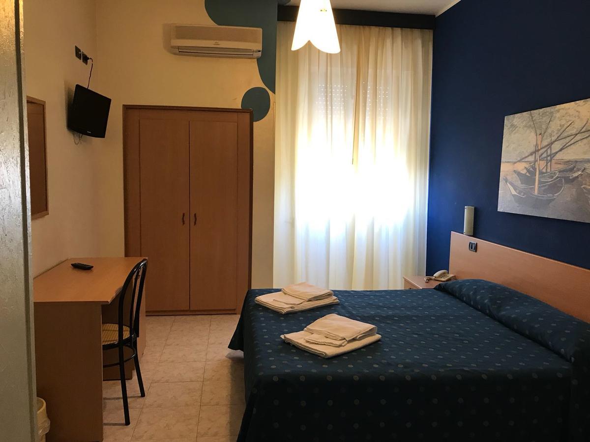 Hotel Il Riccio Porto Cesareo Zewnętrze zdjęcie